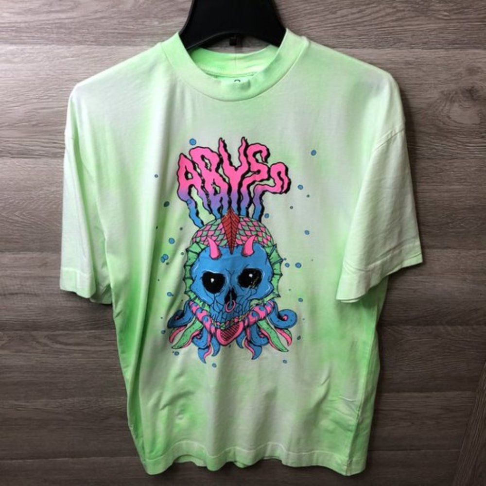 Collusion Mens Small Green Abyss Graphic Shirt NEW